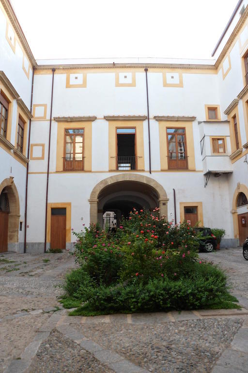 Home Resuttano Palermo Exterior foto